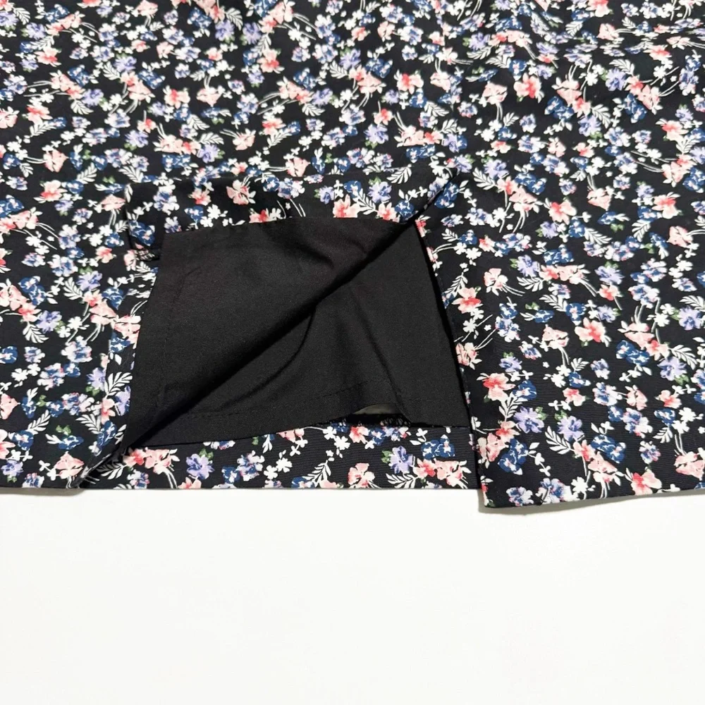 Liz Claiborne Career Floral Pencil Skirt - Picture 6 of 8